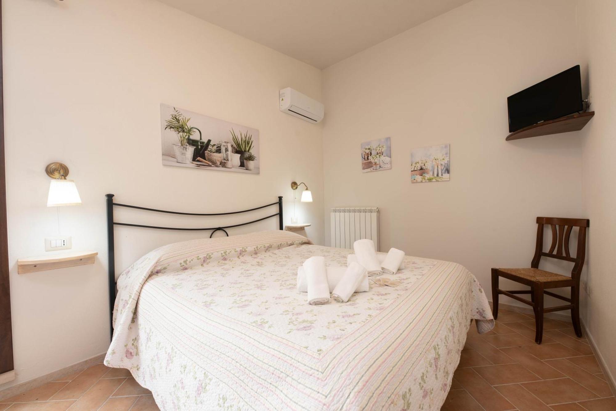 Agriturismo Diaccia Botrona Кастильоне-делла-Пеская Экстерьер фото